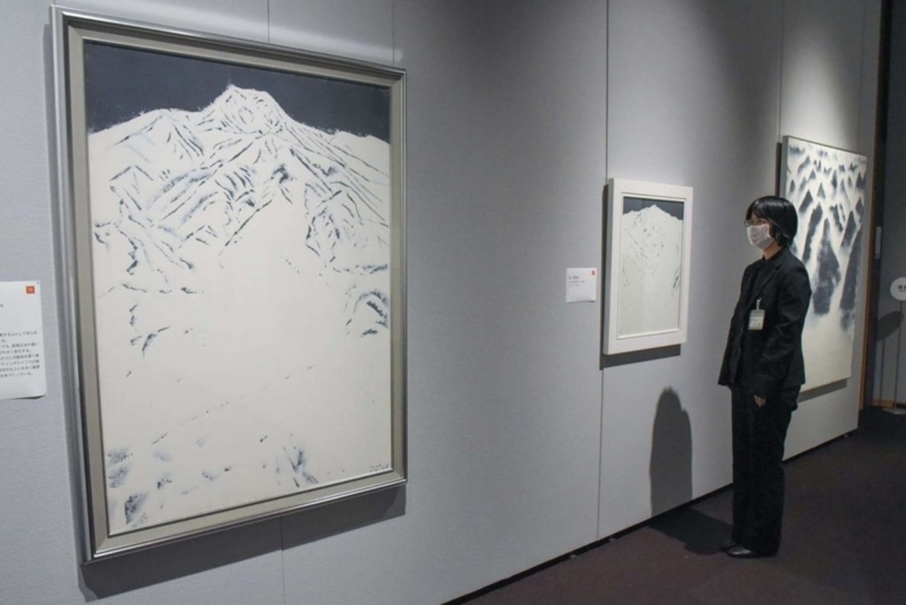 上越市出身“トミオカホワイト“の富岡惣一郎 生誕100年で記念展 - 上越 