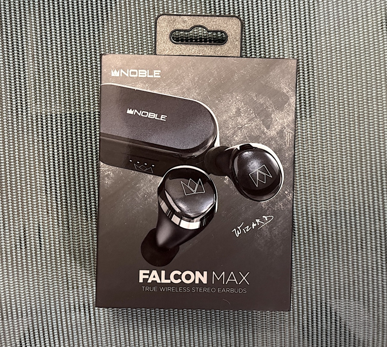 Noble Audio「FALCON MAX」レビュー Part1「到着編・ペアリング編 