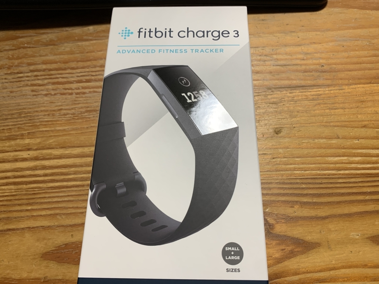 FitBit Charge 3 開封の儀 & FitBitアプリ (2020年2月) - Lesaria の 