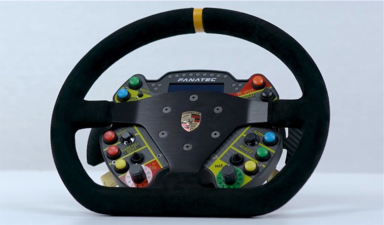 FANATECに新たなステアリングのラインナップ追加！Podium Steering 