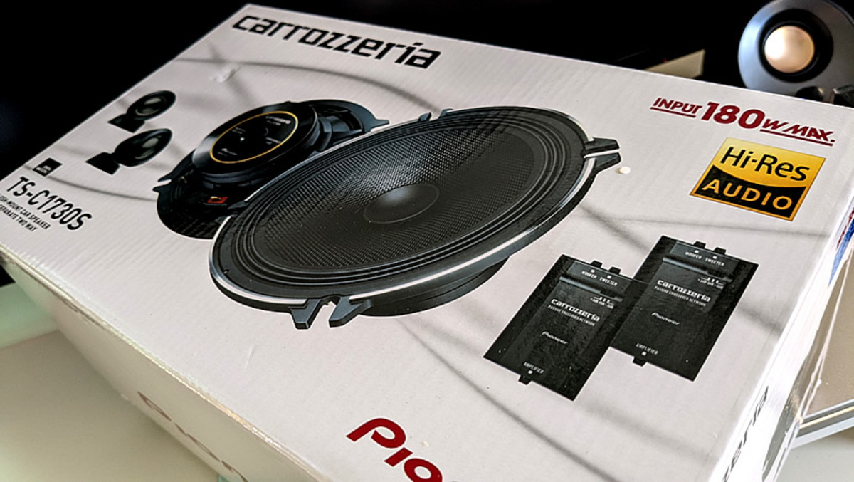 パイオニアTS-930とZC33S用エンクロージャ とお