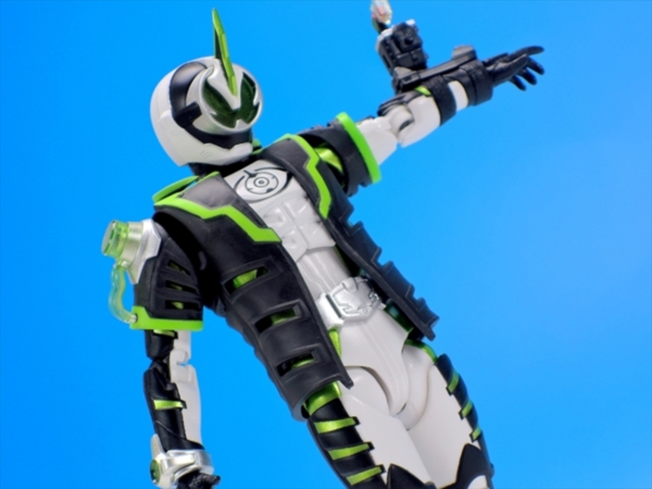 S.H.フィギュアーツ 仮面ライダーネクロム レビュー - YOの玩具箱