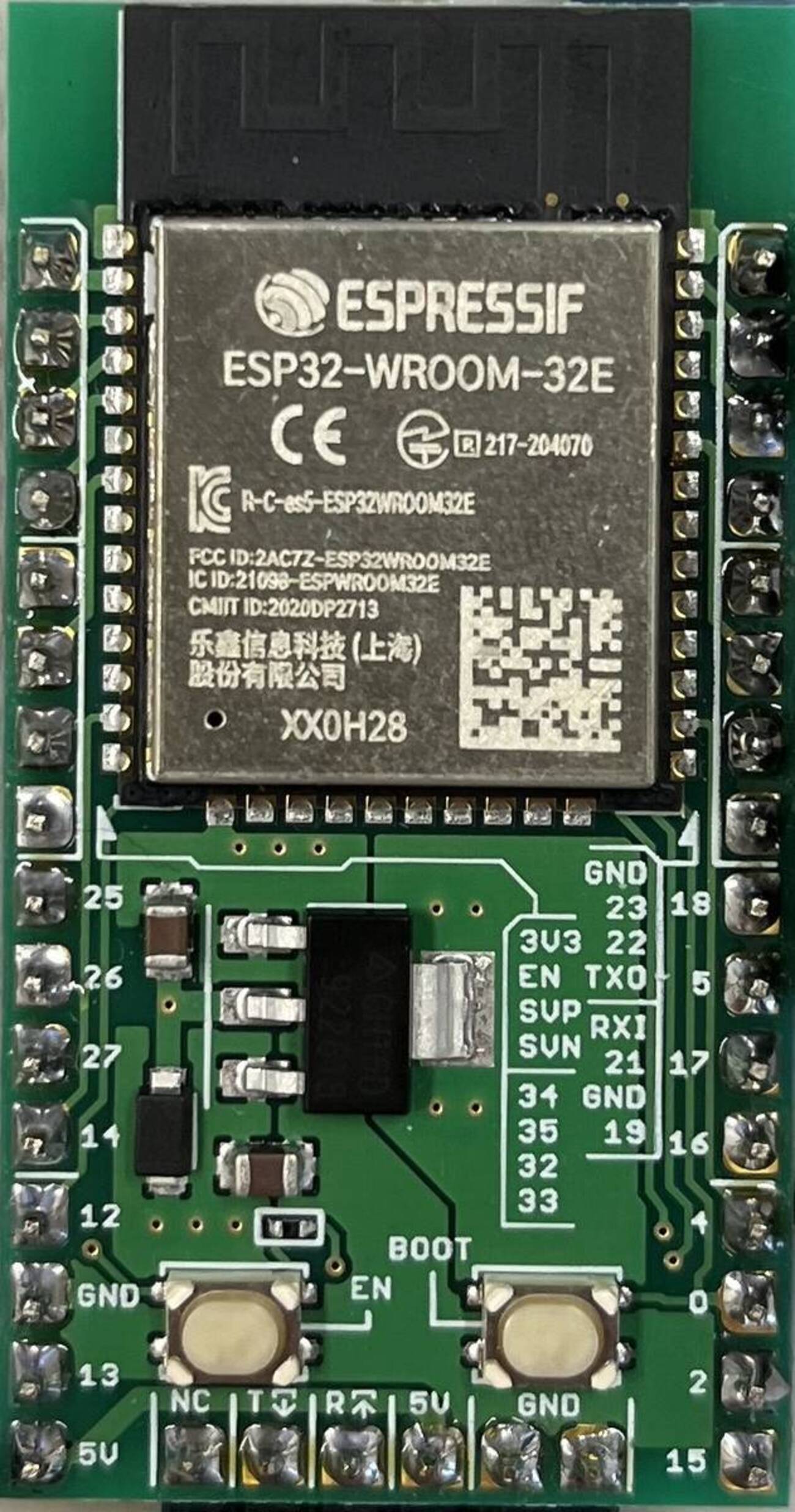 TASSRRY様確認ページ ESP32-WROOM-32E（秋月）を使ってみる - kuroの覚え書き