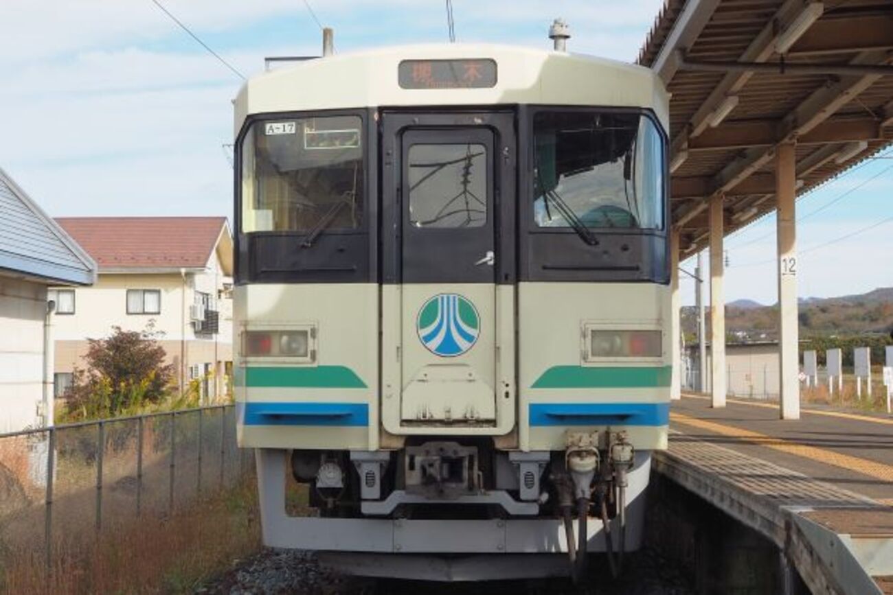 乗車記】阿武隈急行の8100系に乗ってみた（福島→槻木） - 本日も「鉄