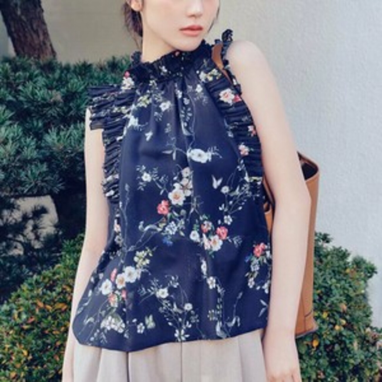 つぶれない店」指原莉乃 衣装まとめ | さっしー着用の服のブランドを 
