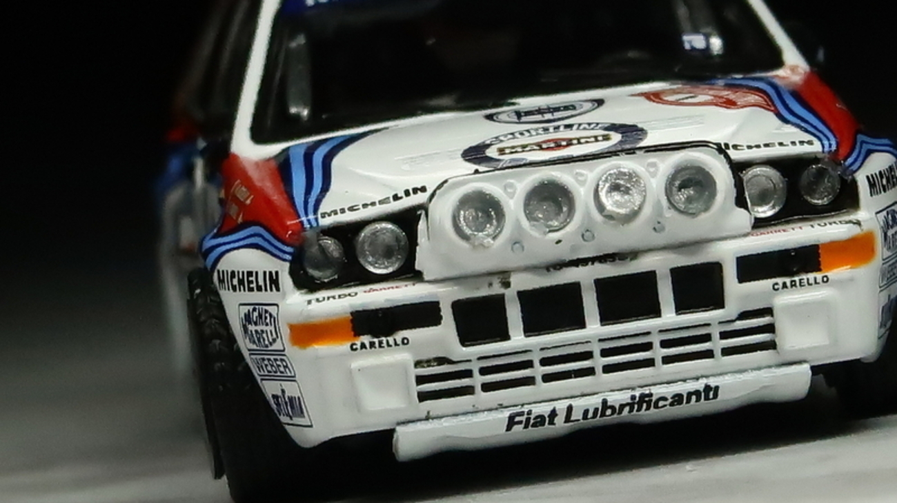 ミニカーレビュー】 Tarmac Works 1/64 - Lancia Delta Integrale 1992