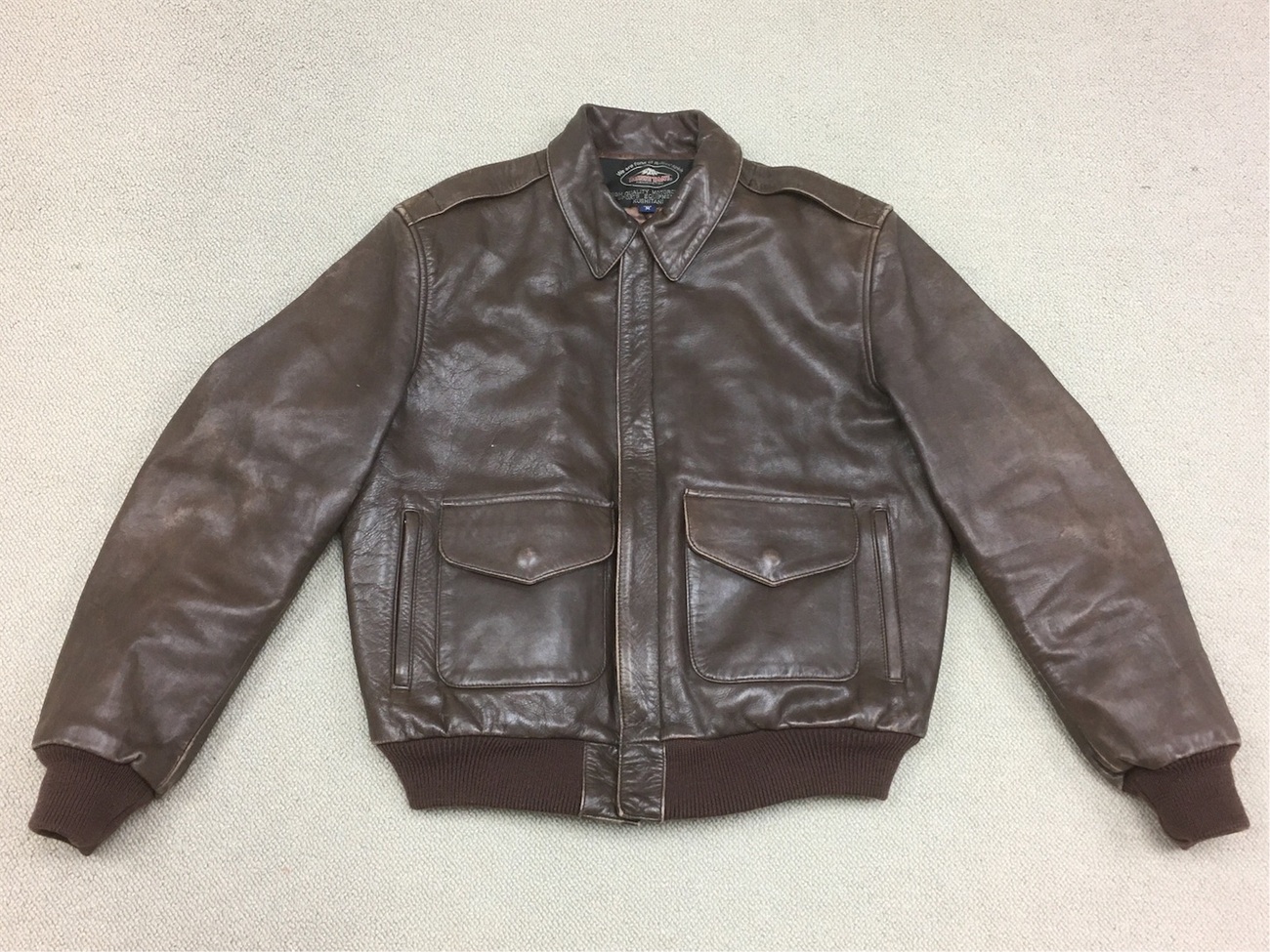 国産品です！【アメリカの軍服】空軍A-2レザーフライトジャケット 
