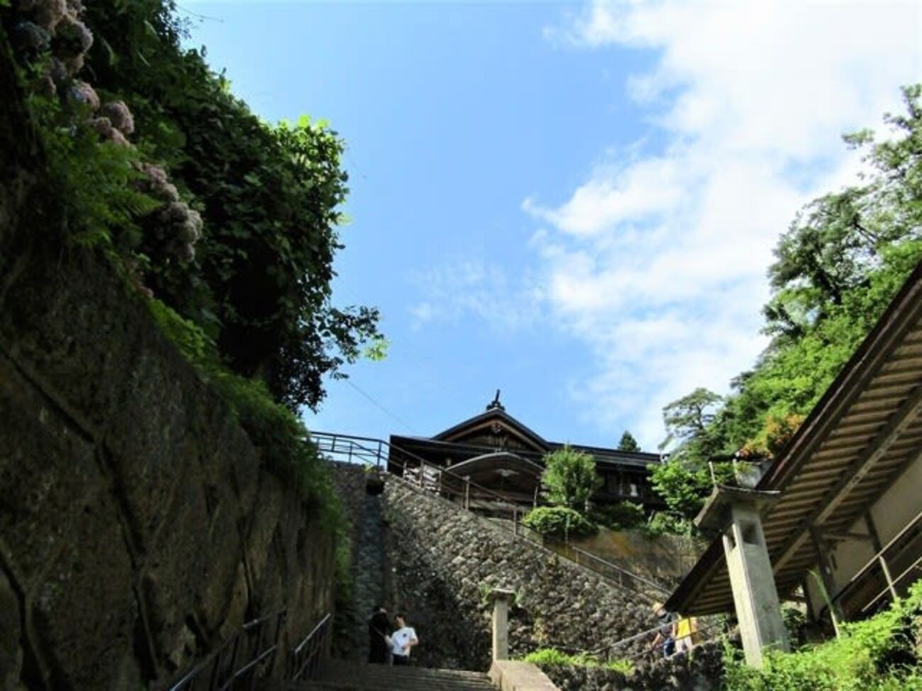 山寺・宝珠山立石寺に~ - saichimama’s blog