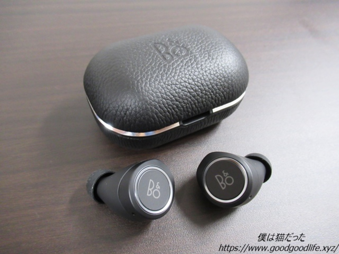 レビュー】Beoplay E8 2.0は洗練された格好良さ！センスの良い大人向け 