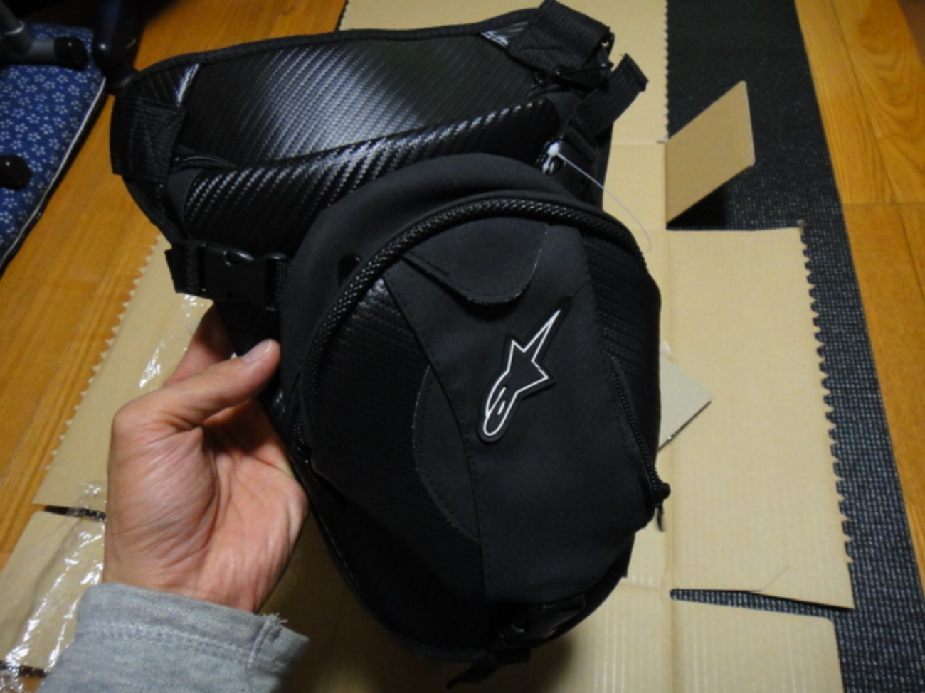 アルパインスター レッグポーチ、買ってみた！ - たまに乗るバイク乗り 