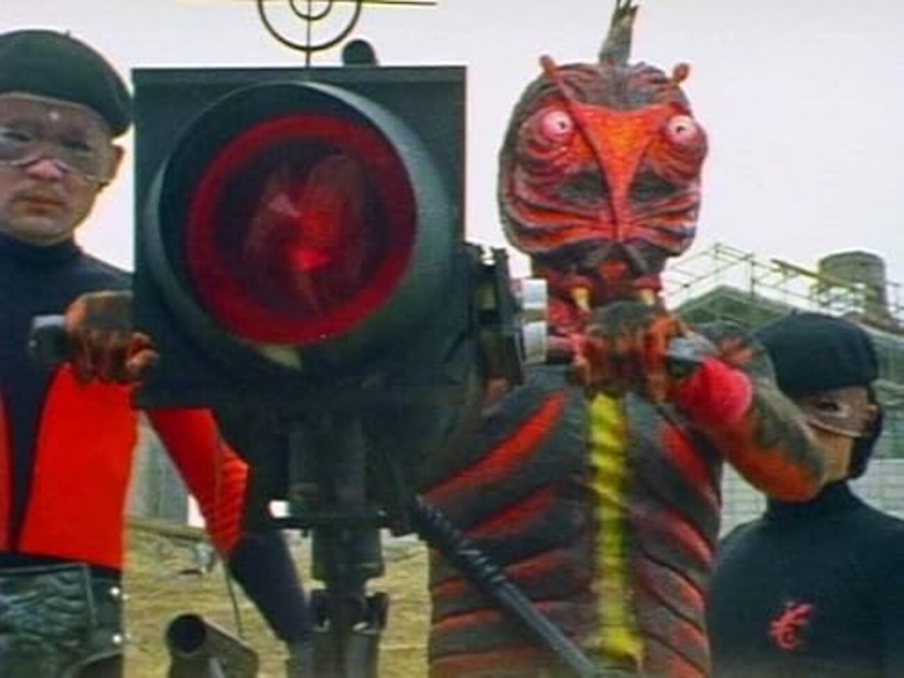 ヤモゲラスの魅力：仮面ライダー第12話〜ヤモリタイツを着た白昼の変態