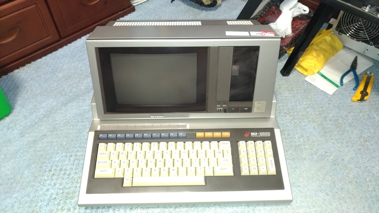 SHARP MZ-2000 入手 近代化改造(笑)開始 - Hone.のPC工房