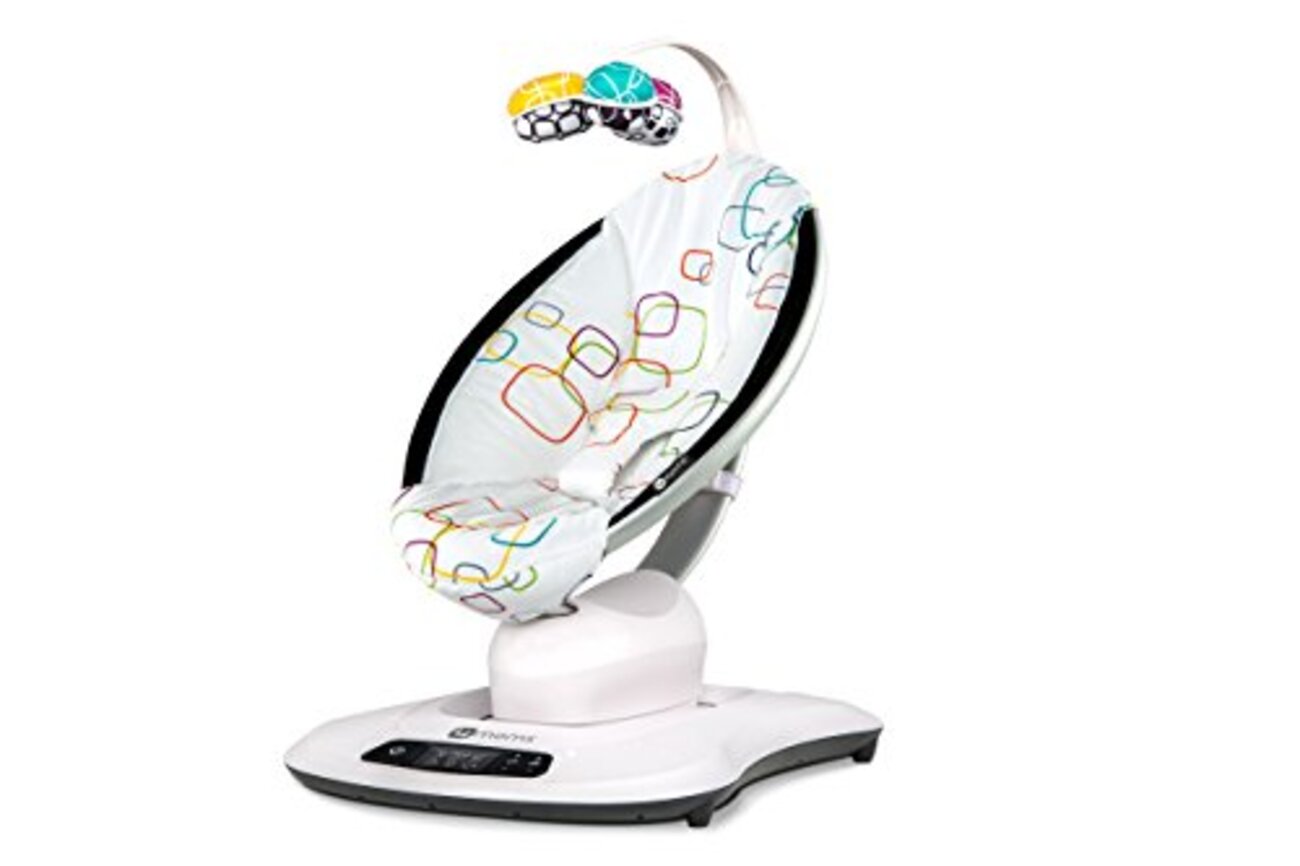 ママの抱っこを再現する4momsの電動バウンサーMamaroo（ママルー 