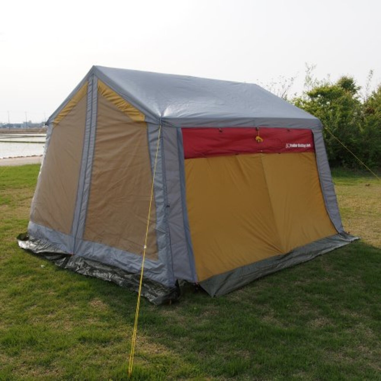 村の鍛冶屋ロッジ型スクリーンテントのフレームの加工、再び