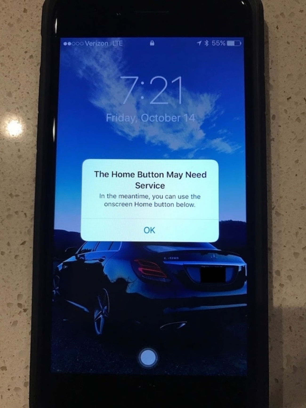 iPhone7のホームボタンが故障するとソフトウェアホームボタンが