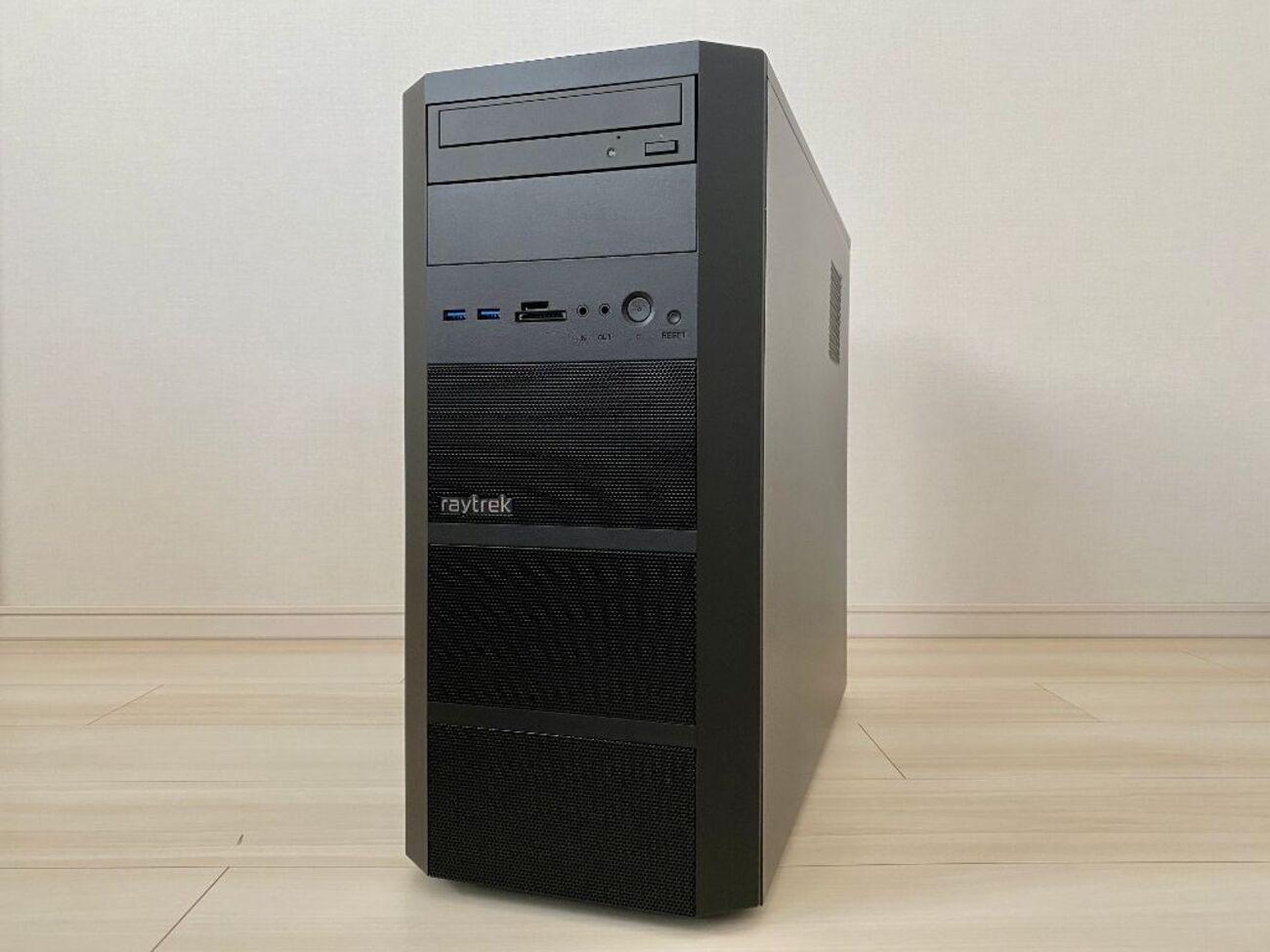 ドスパラ raytrek AXV レビュー】クリエイター向きPC、おすすめ 
