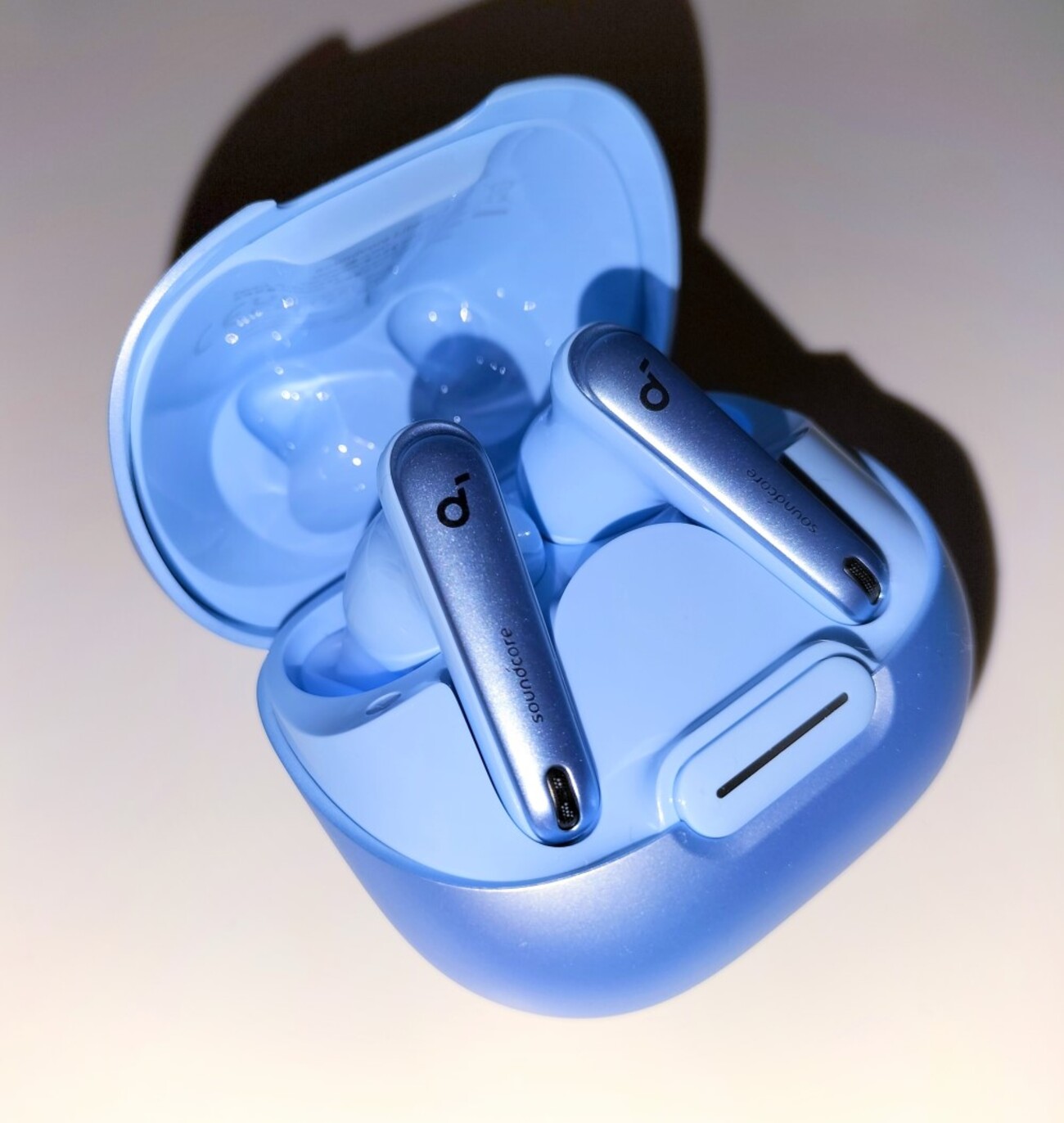 Anker「Soundcore Liberty 4 NC」のレビュー - 田舎で底辺暮らし