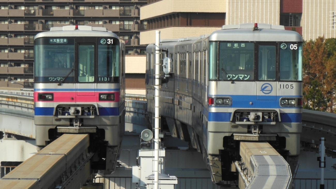 F6858 さよなら 大阪モノレール1000系初期型(Part.1 車両紹介) - 青リボン6858のブログ