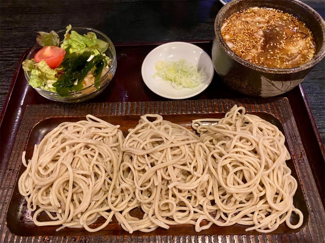 石臼挽自家製手打ち蕎麦 松月（青井）辛肉つけ汁そば＋もりそば＋鴨皮ポン酢＋豆餅天 他 - 音•麺•酒