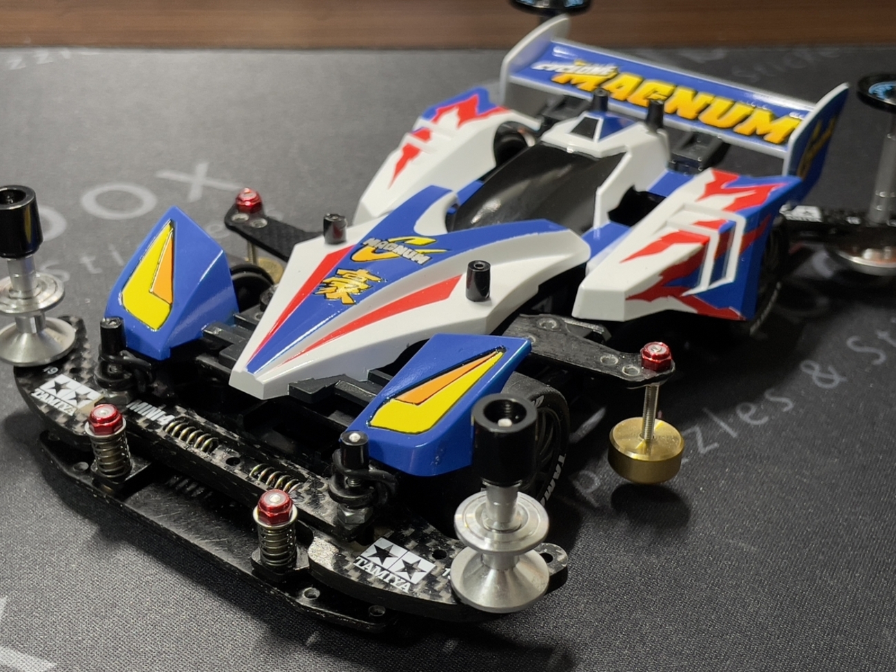 サイクロンマグナム ウレタン全塗装 オリジナルデザイン FM-Aシャーシ 
