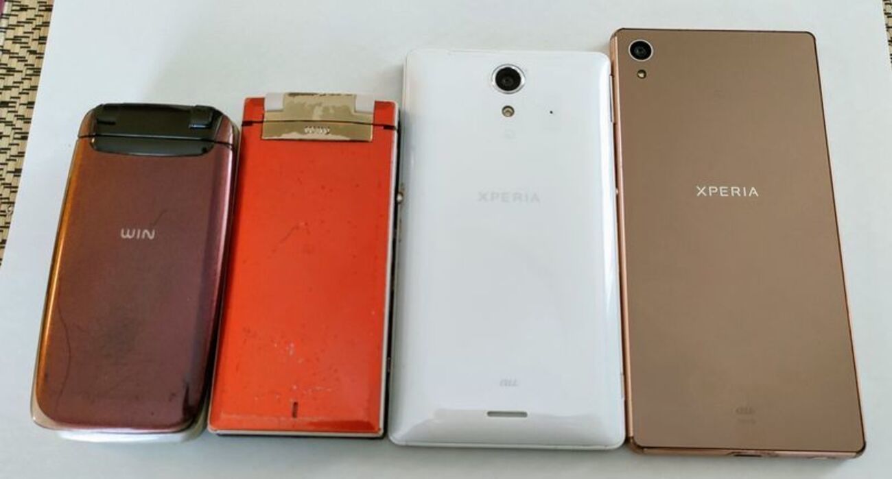 ガラケー社用携帯として使用　バラ1台　2500円 ガラケー社用携帯として使用 バラ1台 3000円（ガラケー社用携帯