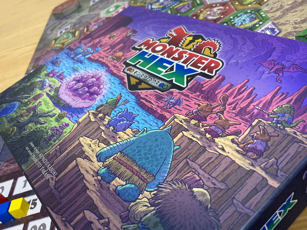 広大なボードで魔石を取り合うタイル配置系ボードゲーム「モンスター