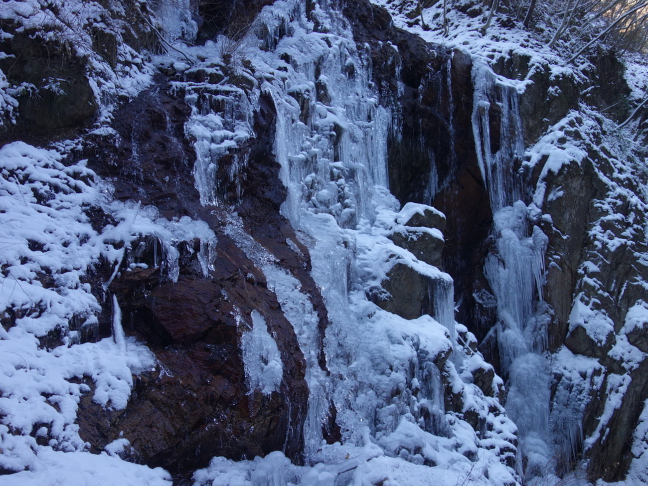 六甲紅葉谷の氷瀑2023 - Hanamaru blog