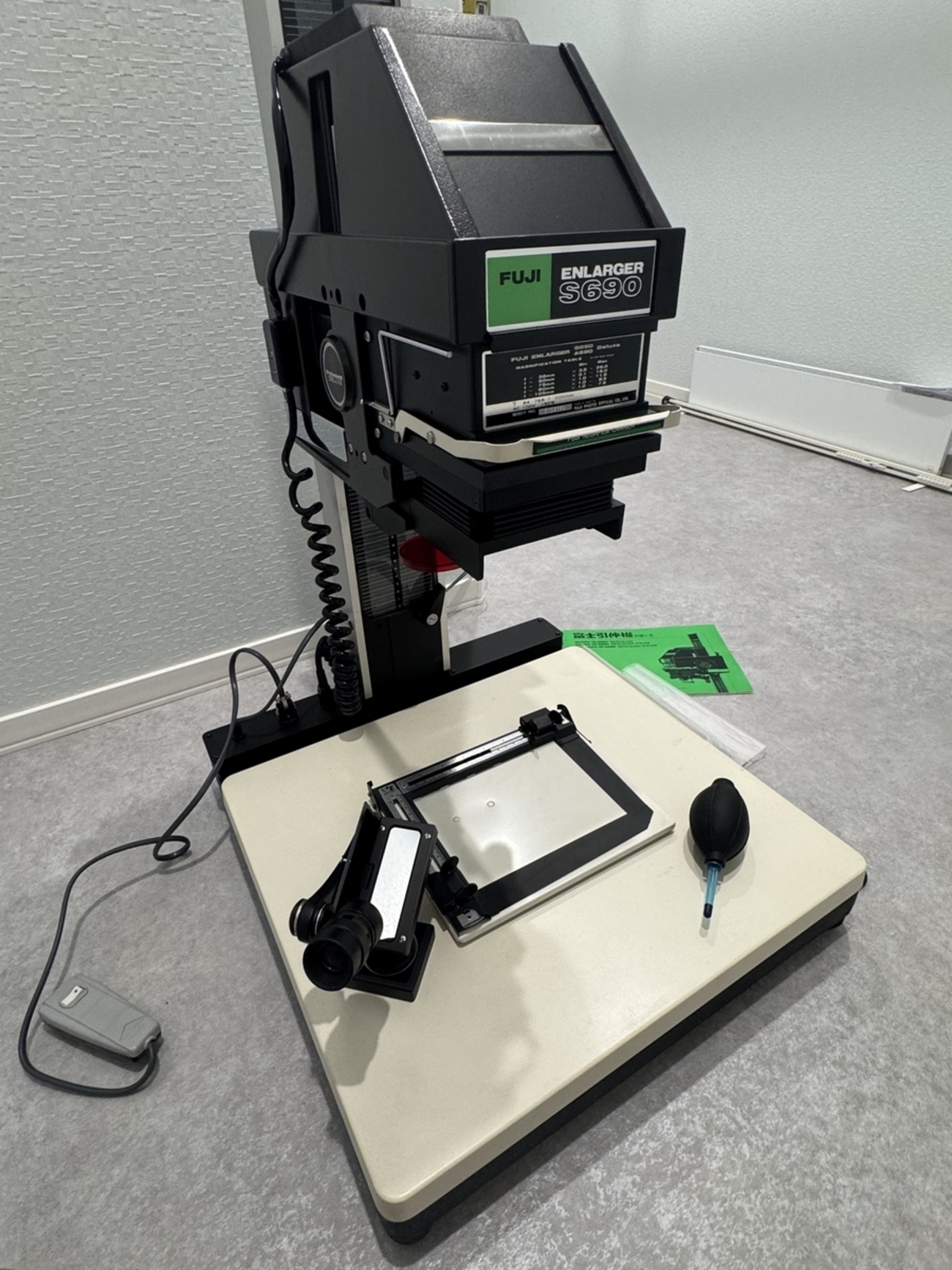 念願の引き伸ばし機 FUJI S690 Professional Deluxe - Anything Goes 