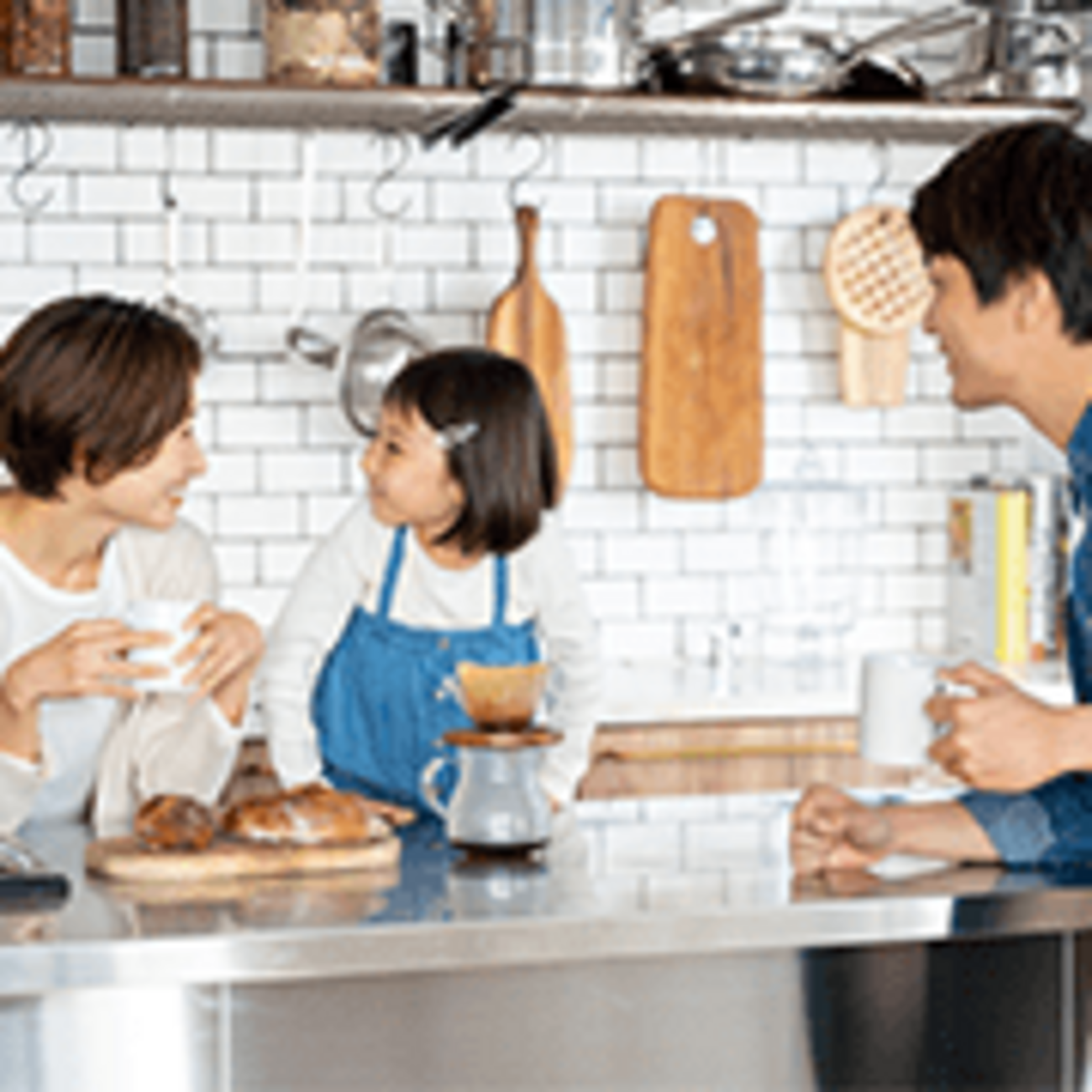 キッチンはどう選ぶ？レイアウト、素材、開放感などによるキッチンの種類と特徴を紹介 - MY HOME STORY │スーモカウンター注文住宅