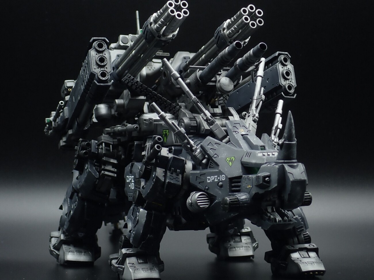 完成作品】コトブキヤ ZOIDS HMM 1/72 ダークホーン 重武装ver. - Do 