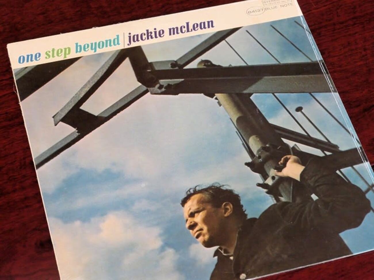 万年青年の挑戦 ・・・・・ONE STEP BEYOND / JACKIE McLEAN - jazz 