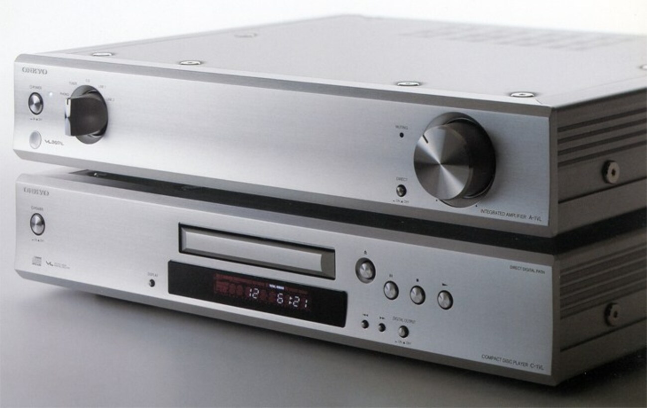 ONKYO C-1VL 微細信号を漏らさず再生する、艶のある輝きを放つ 