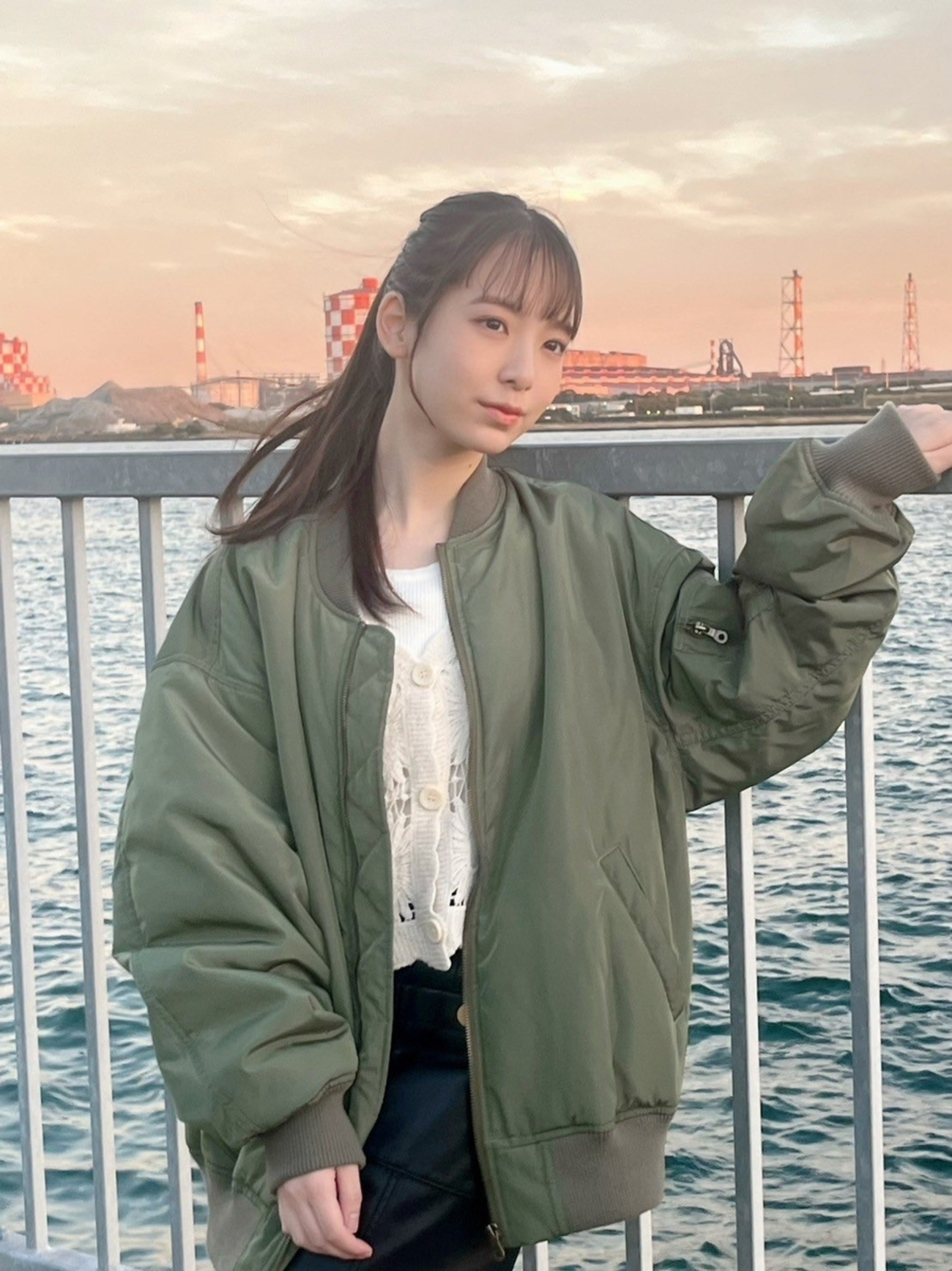 渡辺莉奈 着用モデル　【正規品】　 ワッフルトラックジャケット 日向坂46 渡辺莉奈 『BRODY 2024 2』 聖地巡礼 - n k helios 46坂道
