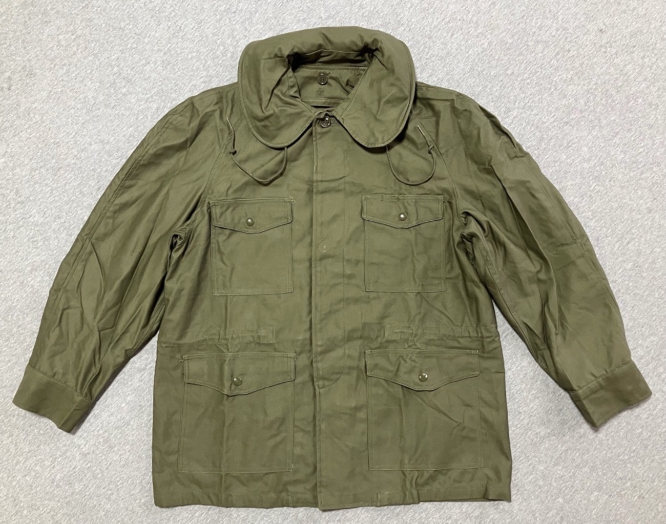 空軍用フィールドジャケットです！【アメリカの軍服】空軍ライン 