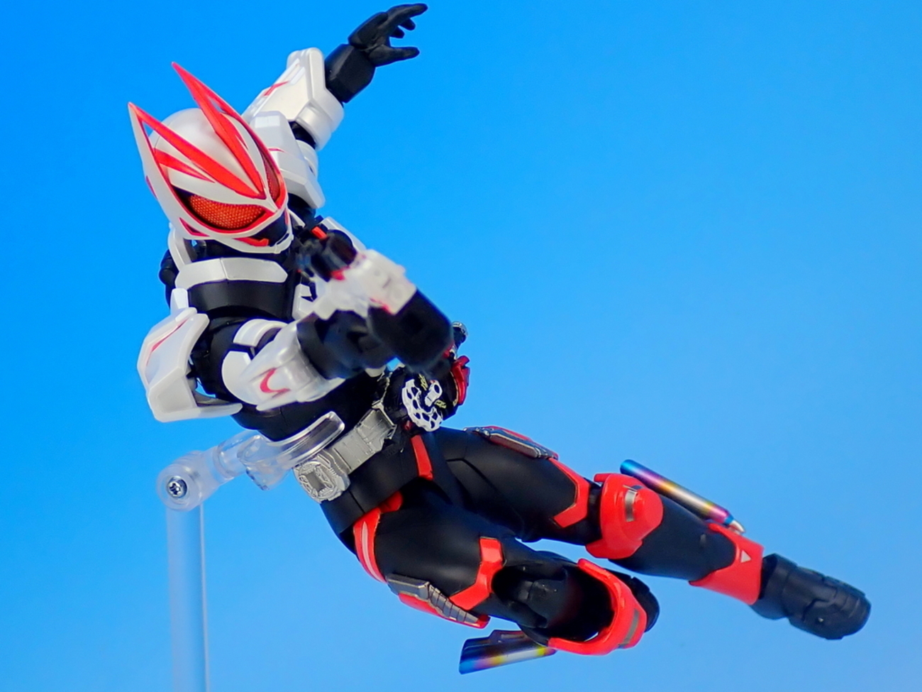 S.H.フィギュアーツ 仮面ライダーギーツ マグナムブーストフォーム で 