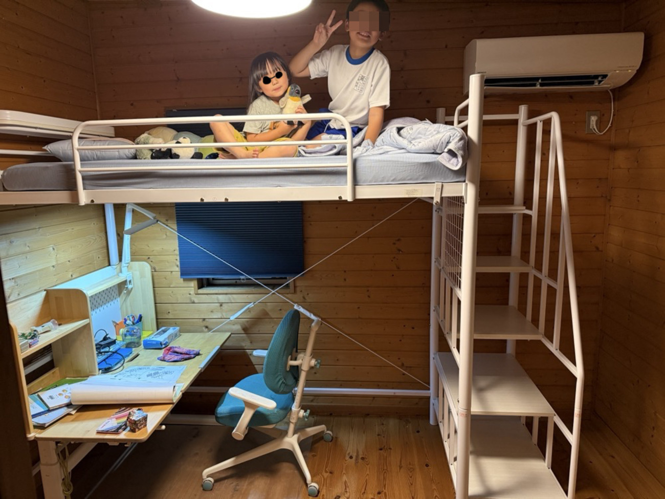 息子が自分の部屋で寝られるようにニトリのロフトベッドを購入 - 日本 