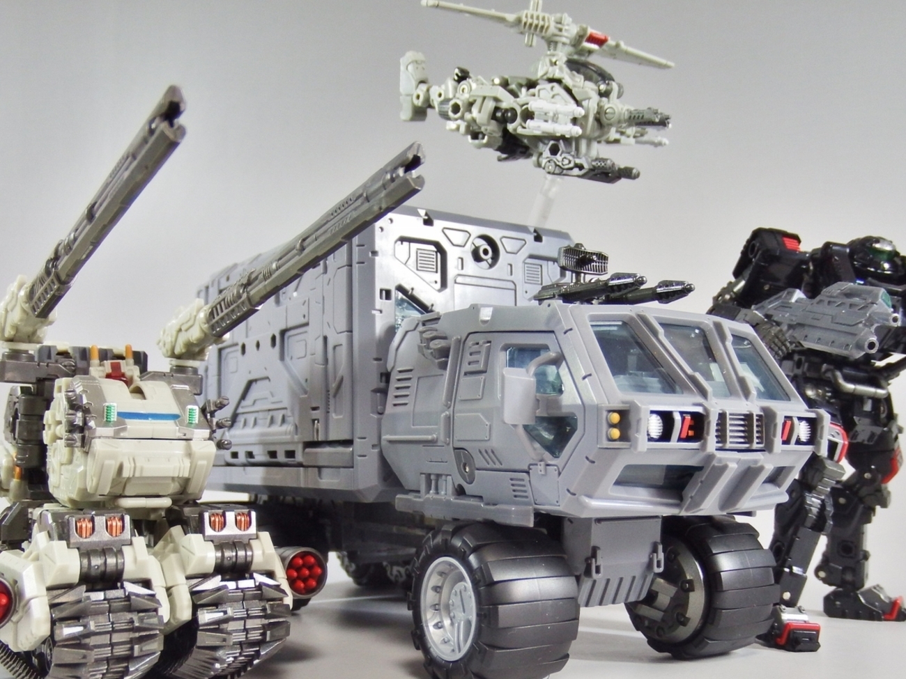 ダイアクロンタクティカルムーバー タクティカルキャリア - 多々買いは 