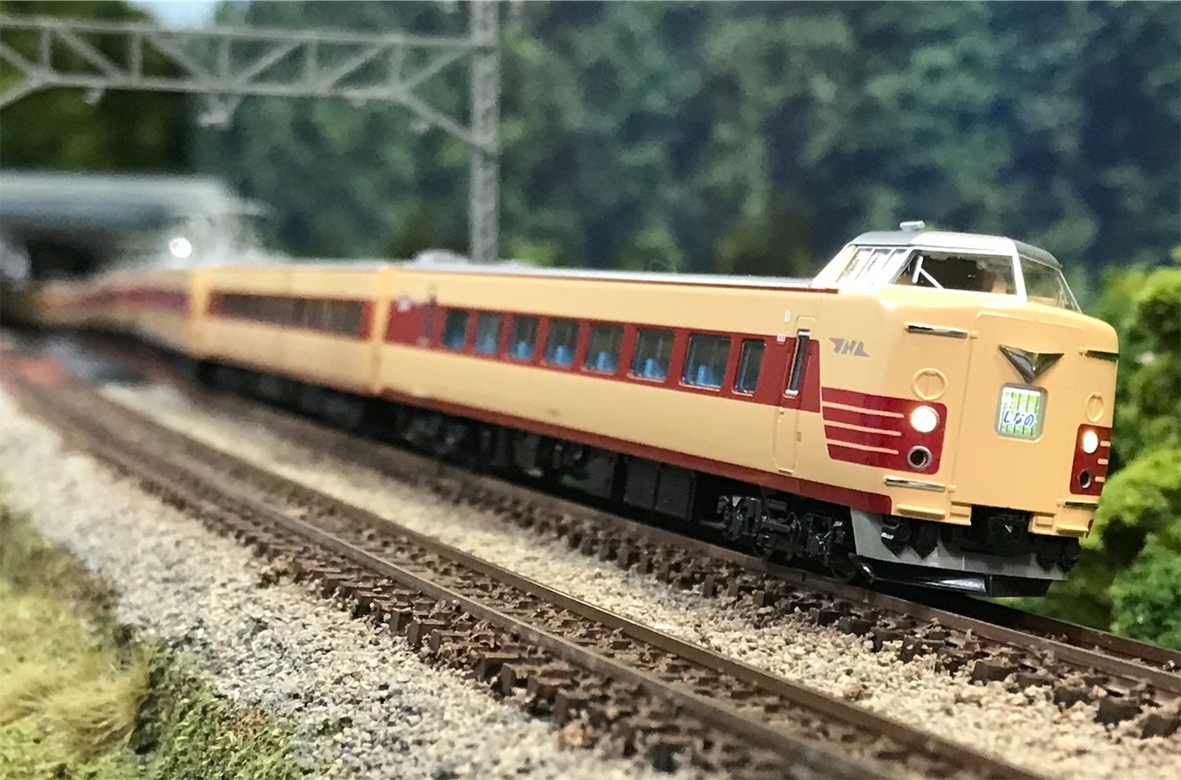 KATO レジェンドコレクション 381系しなの - 休日の屋根裏