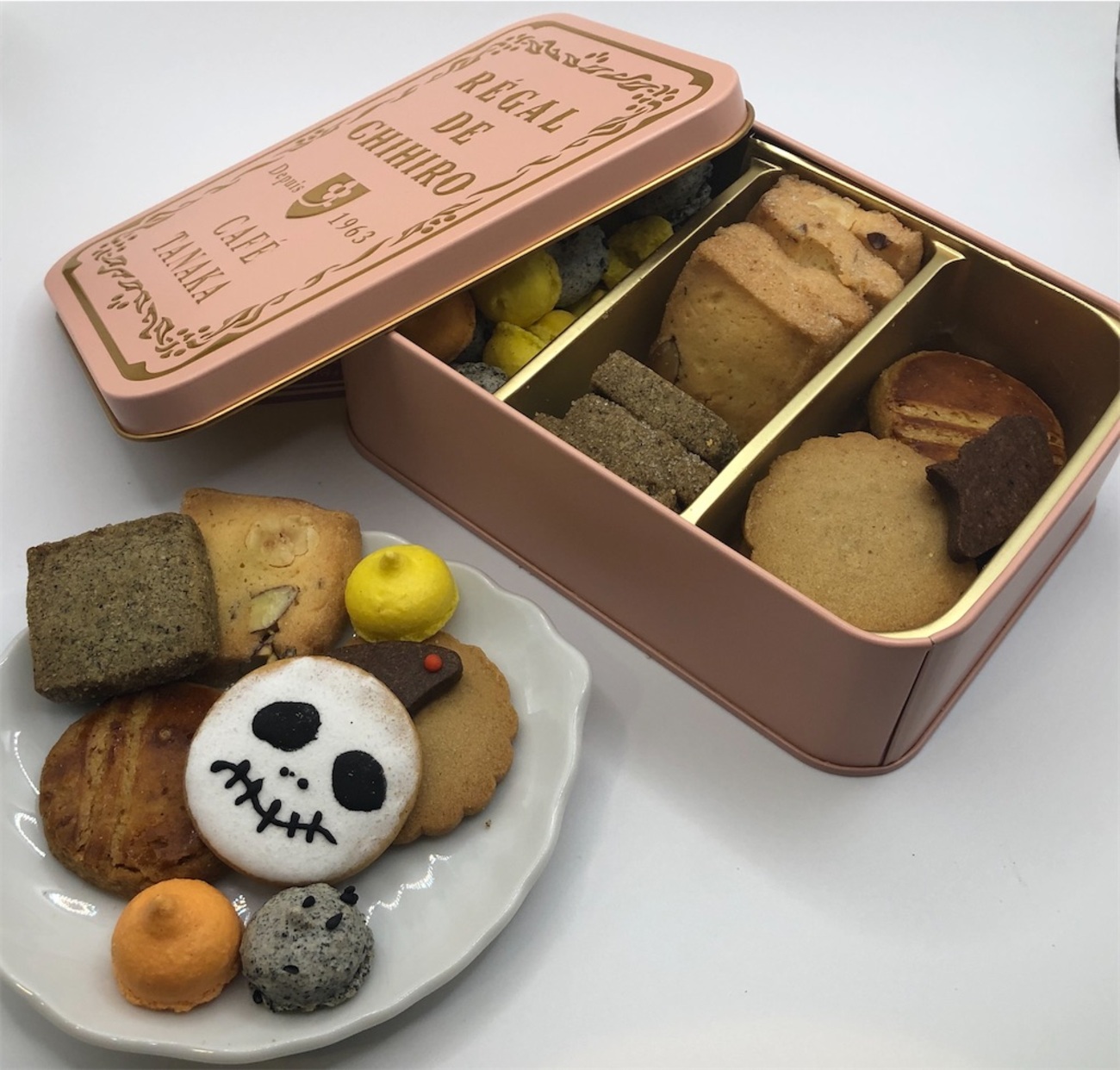 カフェタナカのプティハロウィン缶。ついでにノエル缶の予約についての