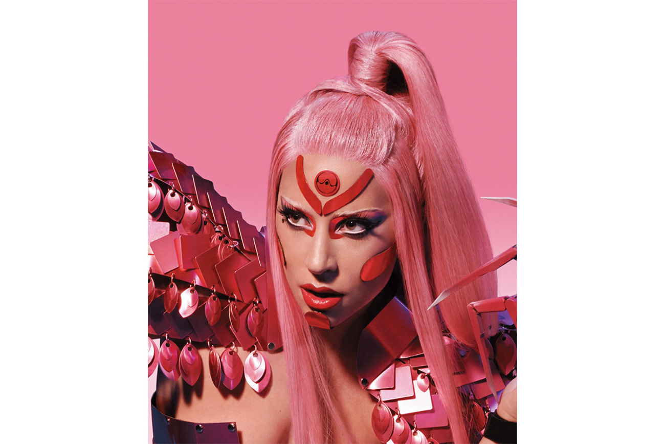 レディー・ガガ、歴代ベストドレス＆衣装を振り返る。| Life In
