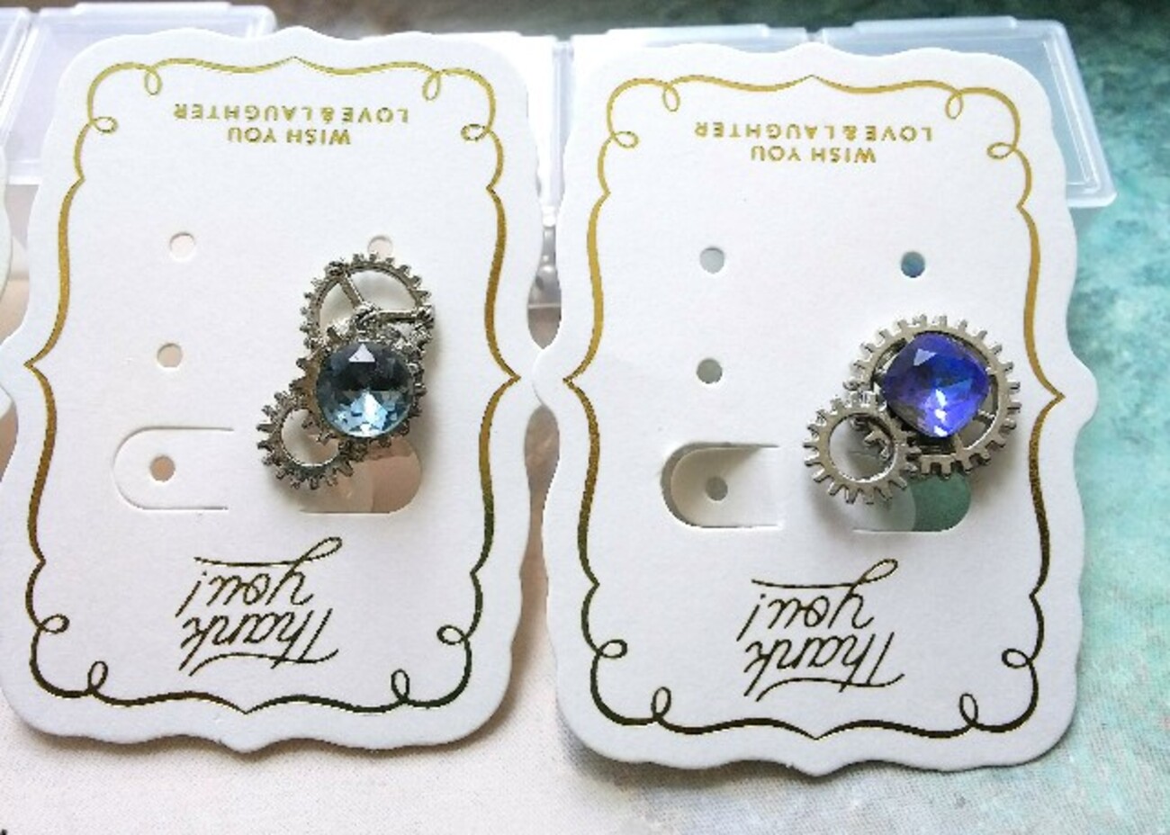 売れました　歯車イヤリング　レジン 歯車パーツでイヤリング🎵シルバーで夏らしいアクセが出来ました
