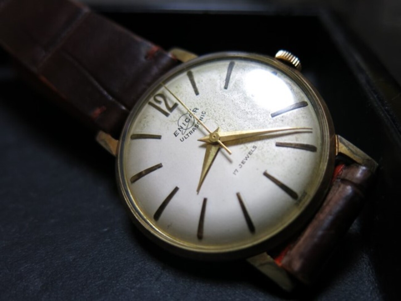 エニカ AR1010 ENICAR 初めての土星 その2 組立編（ホコリとねじ