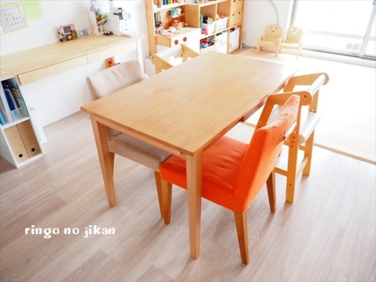 購入から1年経っていません！IKEAダイニングセット(椅子4脚)