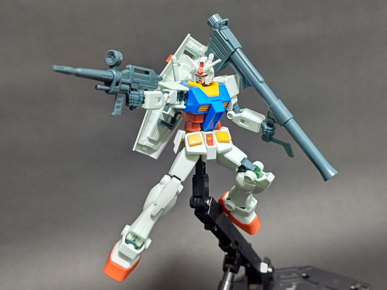 超初心者向けキット『ENTRY GRADE ガンダム（フルウェポンセット 
