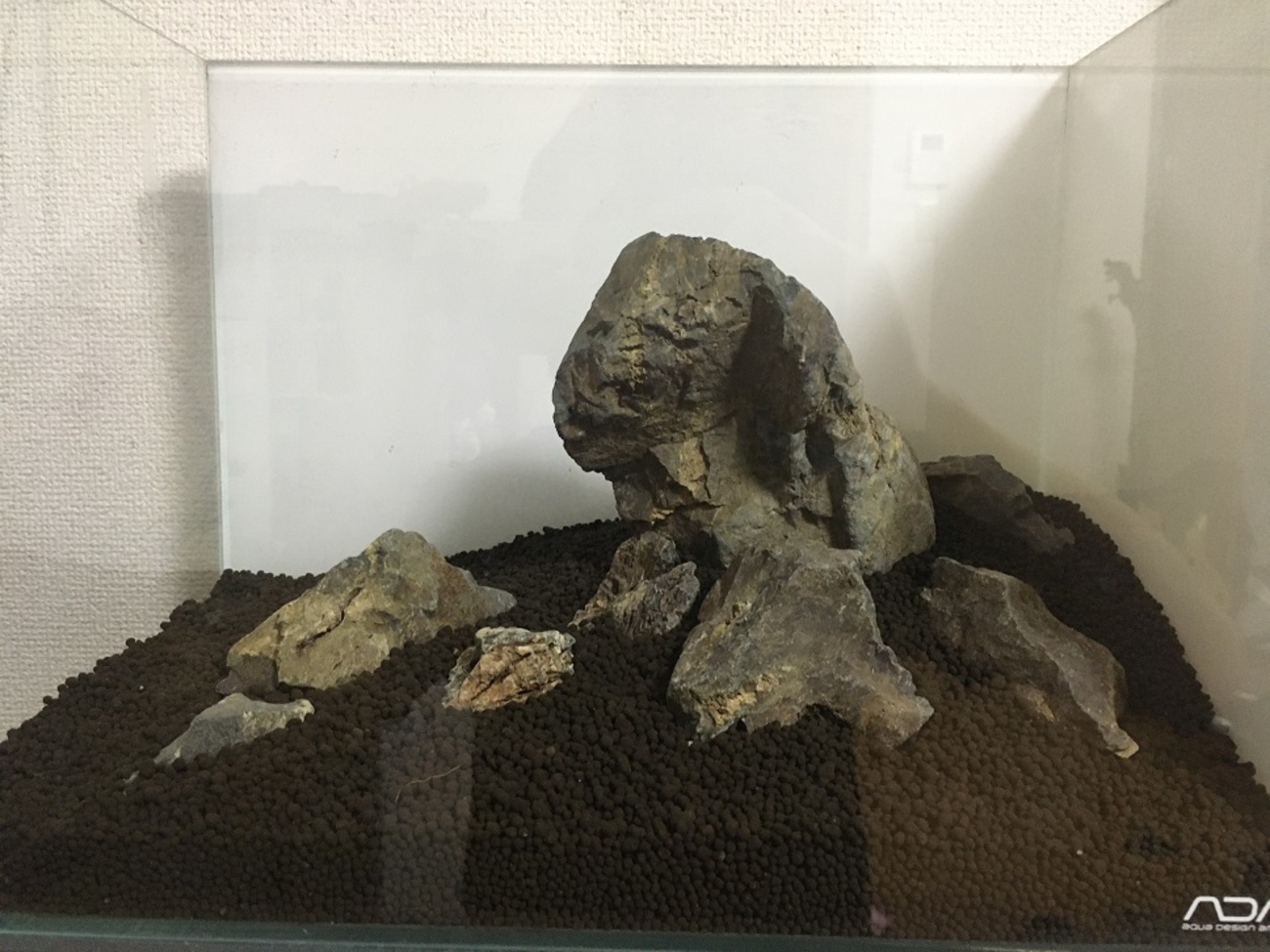 レイアウト石 風山石 とアクアスカイ 601 レイアウト石 風山石 とアクアスカイ 601 - メルカリ