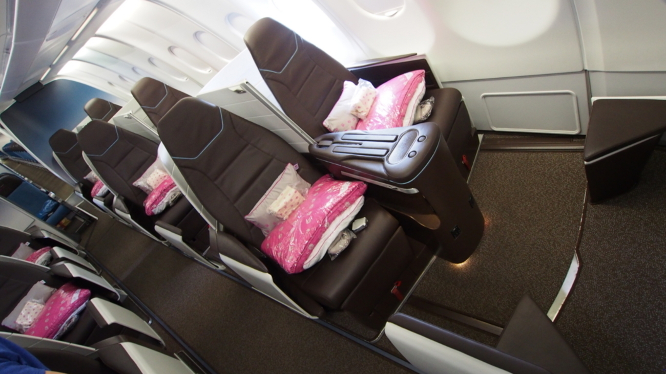 ハワイアン航空 Business Class A330-200 HA457 HA458 HND-HNL