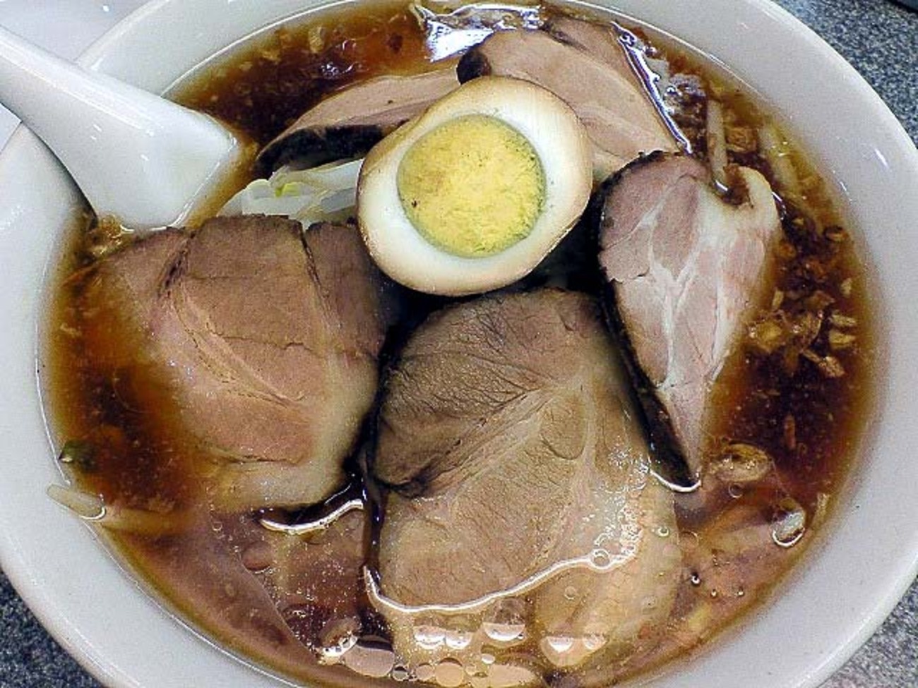 中華 麺 店 喜楽