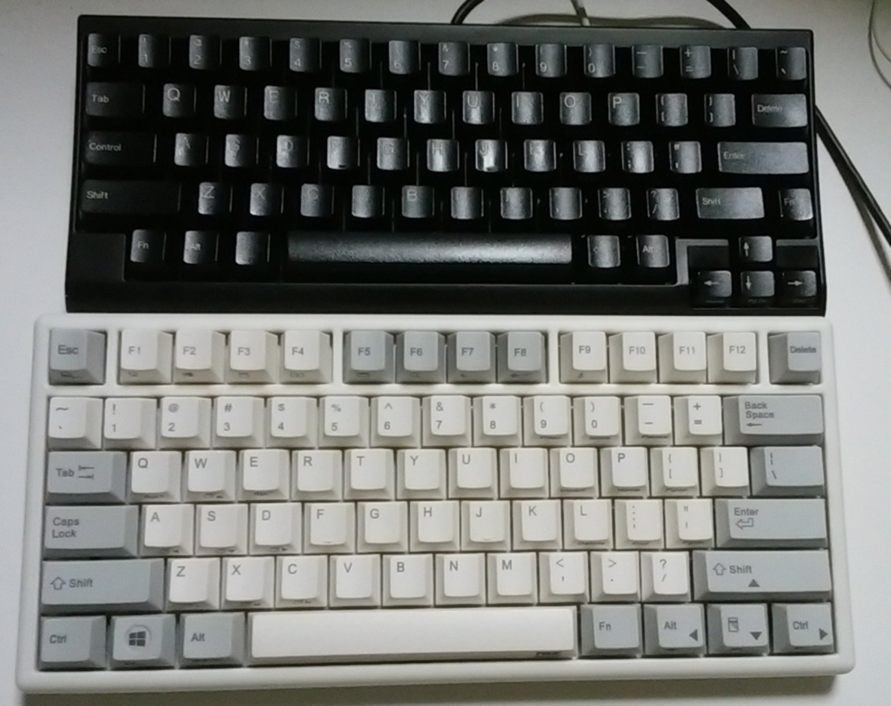 安価な静電容量無接点方式キーボード NiZ Plum 75 を買ってみた 