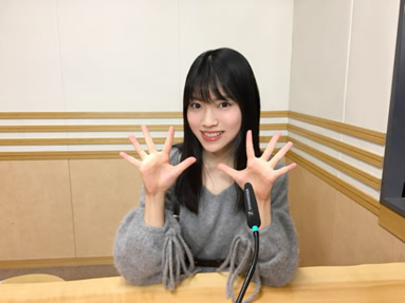 石原夏織 ポロシャツ ホワイト Lサイズ 「石原夏織のCarry up!?」 石原夏織オフィシャルサイト |||