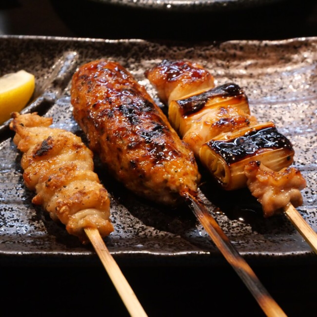 炭焼き 喜楽】焼き鳥にホルモンも楽しめる新店(中区流川町) - 百鬼丸もどきのほぼ広島グルメ